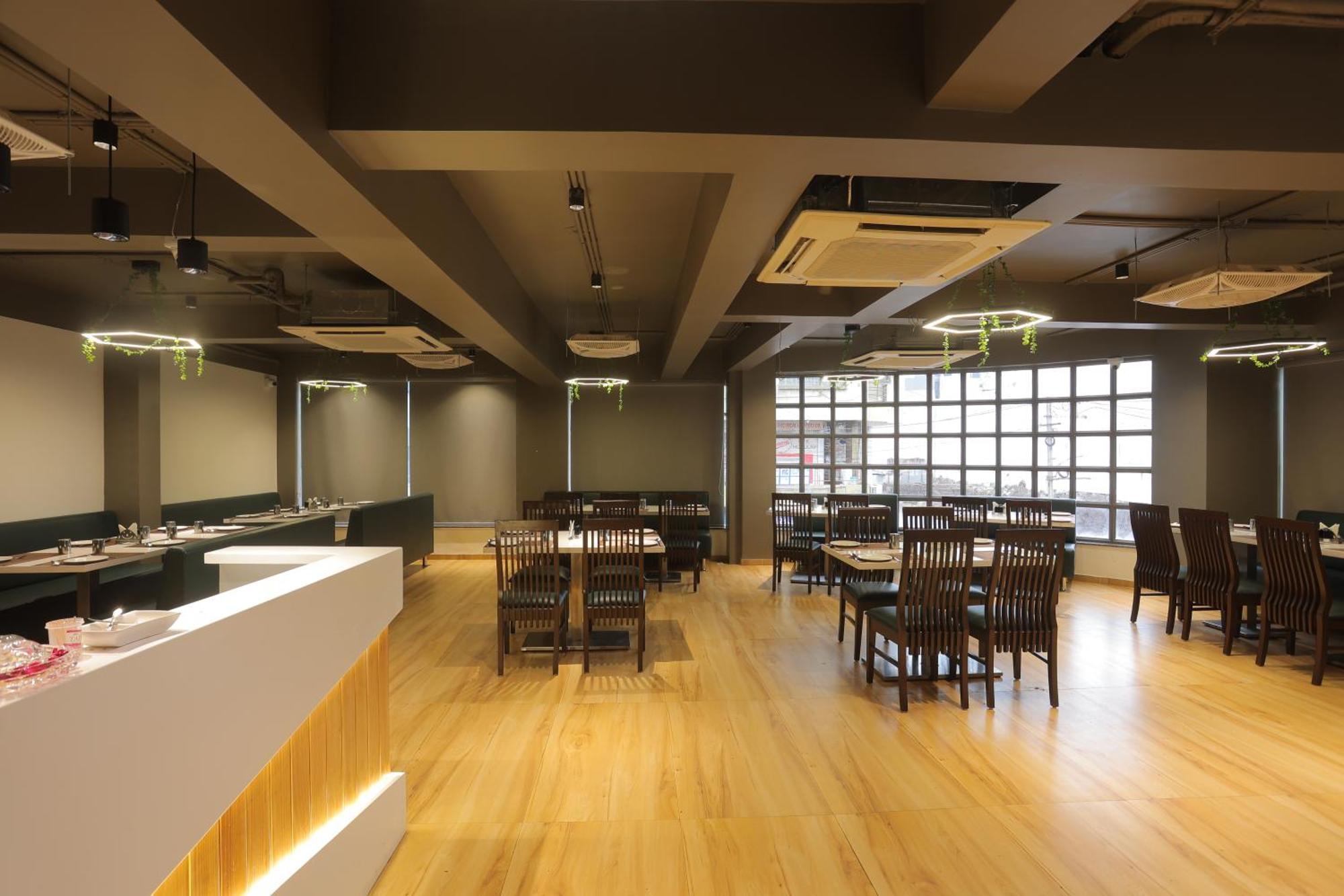 Hotel Shayan Inn ราชโกฎิ ภายนอก รูปภาพ